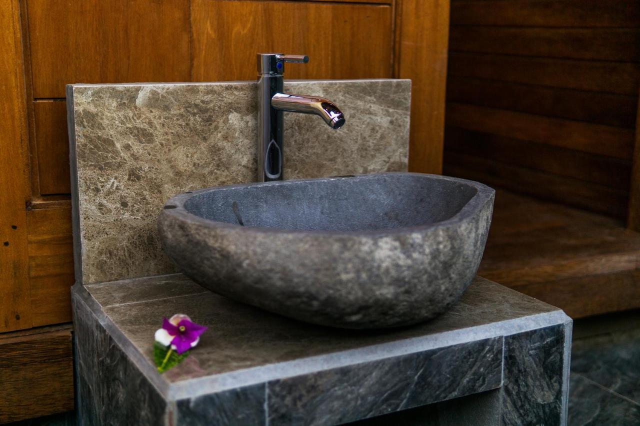 Gatri Hut Hotel Nusa Lembongan  Luaran gambar